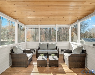 9621 Peppertree Drive - Photo Thumbnail 13