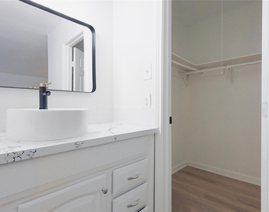 11611 Sagedowne Lane - Photo Thumbnail 21