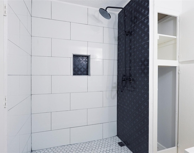 11611 Sagedowne Lane - Photo Thumbnail 18