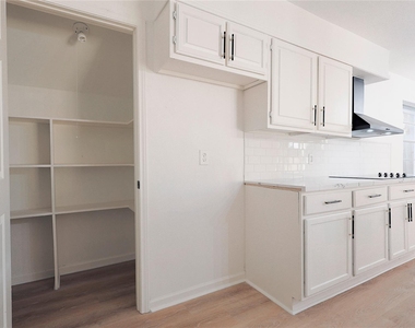11611 Sagedowne Lane - Photo Thumbnail 28