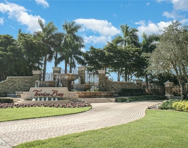 9731 Acqua Court - Photo Thumbnail 21