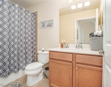 9731 Acqua Court - Photo Thumbnail 12