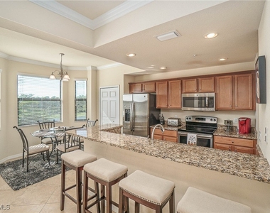 9731 Acqua Court - Photo Thumbnail 5