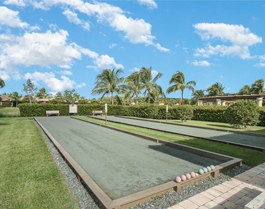 9731 Acqua Court - Photo Thumbnail 18
