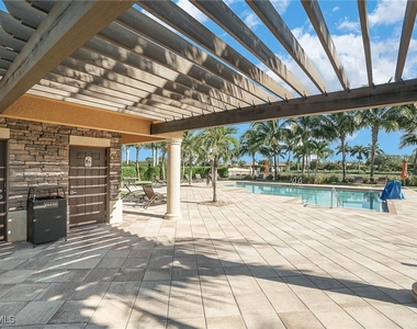 9731 Acqua Court - Photo Thumbnail 14