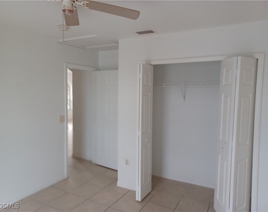 3020 Se Santa Barbara Place - Photo Thumbnail 14