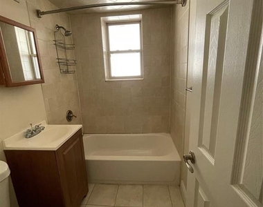 280-320 Oak - Photo Thumbnail 10