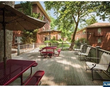 280-320 Oak - Photo Thumbnail 13