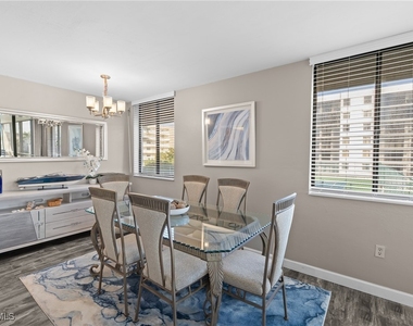 10420 Gulf Shore Drive - Photo Thumbnail 12