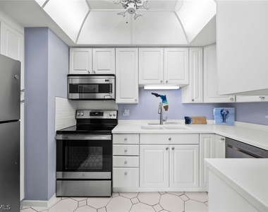 58 N Collier Boulevard - Photo Thumbnail 11