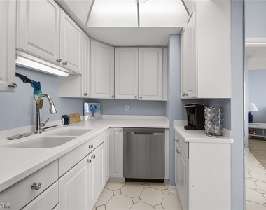 58 N Collier Boulevard - Photo Thumbnail 14