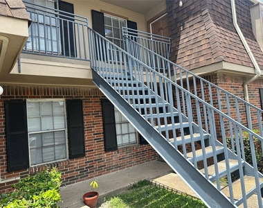 1751 Moritz Drive - Photo Thumbnail 7