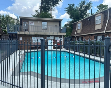 1751 Moritz Drive - Photo Thumbnail 4