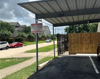1751 Moritz Drive - Photo Thumbnail 10