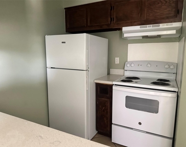 1751 Moritz Drive - Photo Thumbnail 15