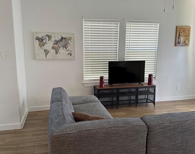 5314 Longmeadow Street - Photo Thumbnail 35