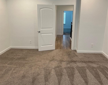 5314 Longmeadow Street - Photo Thumbnail 19