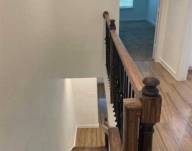 5314 Longmeadow Street - Photo Thumbnail 14