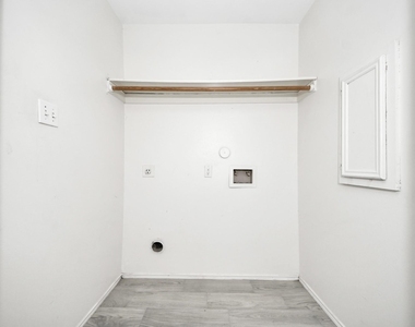 10217 Teneha Drive - Photo Thumbnail 26