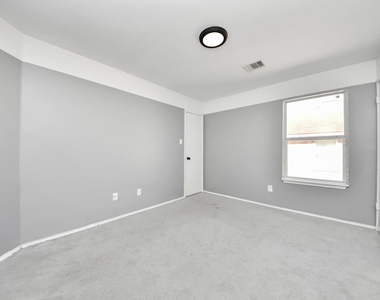 10217 Teneha Drive - Photo Thumbnail 19