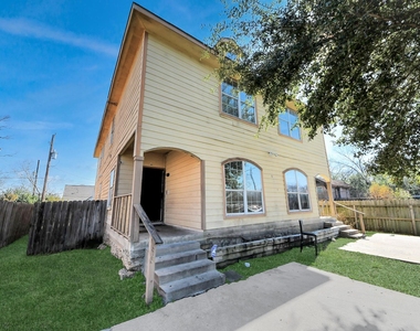 10217 Teneha Drive - Photo Thumbnail 1