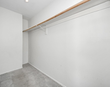 10217 Teneha Drive - Photo Thumbnail 32