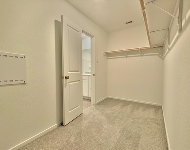 16806 Old Wagon Way - Photo Thumbnail 14