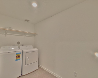 16806 Old Wagon Way - Photo Thumbnail 15