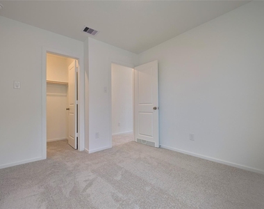 16806 Old Wagon Way - Photo Thumbnail 24
