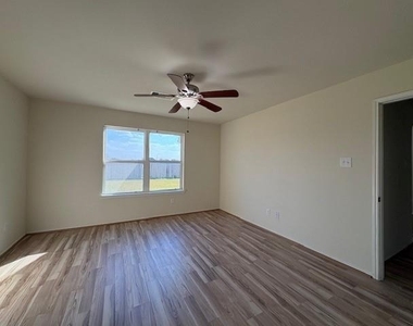 2819 Back Bay Brook Trail - Photo Thumbnail 10