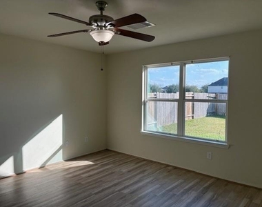2819 Back Bay Brook Trail - Photo Thumbnail 7