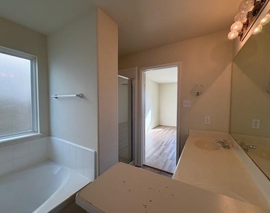 2819 Back Bay Brook Trail - Photo Thumbnail 11