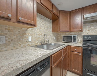 3758 Tanglewilde Street - Photo Thumbnail 12