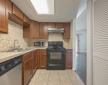 3758 Tanglewilde Street - Photo Thumbnail 13