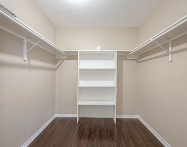 3758 Tanglewilde Street - Photo Thumbnail 24