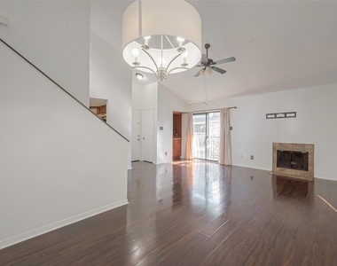 3758 Tanglewilde Street - Photo Thumbnail 7
