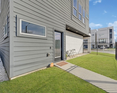 3313 Baer Street - Photo Thumbnail 3