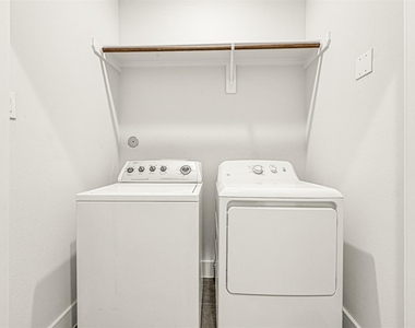 3313 Baer Street - Photo Thumbnail 19