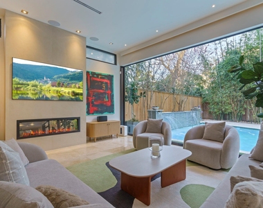 5419 John Dreaper Drive - Photo Thumbnail 15