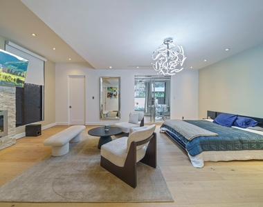 5419 John Dreaper Drive - Photo Thumbnail 21