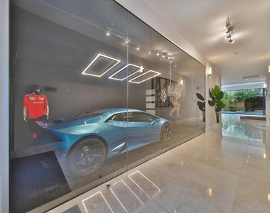 5419 John Dreaper Drive - Photo Thumbnail 1