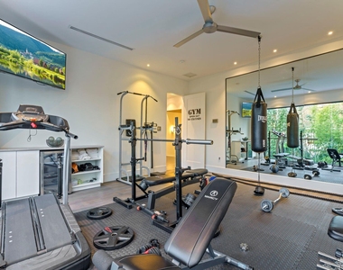 5419 John Dreaper Drive - Photo Thumbnail 35
