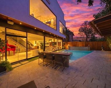 5419 John Dreaper Drive - Photo Thumbnail 46