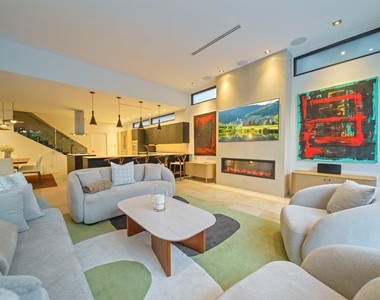5419 John Dreaper Drive - Photo Thumbnail 12