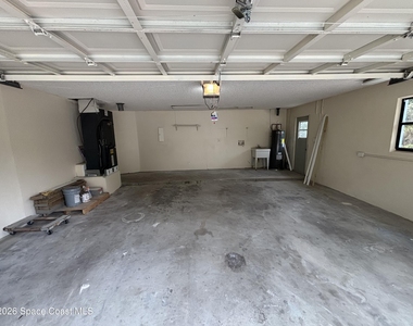 6335 S Tropical Trail - Photo Thumbnail 16