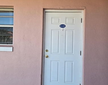 401 Monroe Avenue - Photo Thumbnail 2