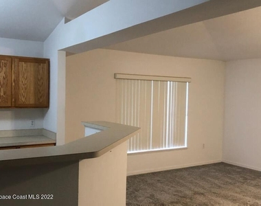 1279 Macon Drive - Photo Thumbnail 4