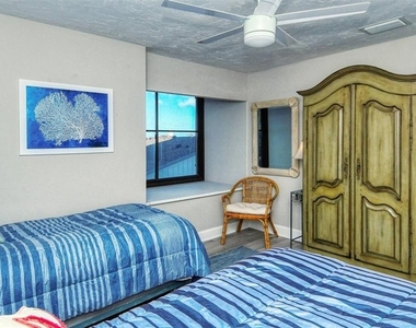1255 E Peppertree Drive - Photo Thumbnail 7