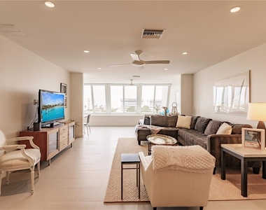 1255 E Peppertree Drive - Photo Thumbnail 10