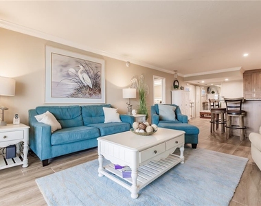 1200 E Peppertree Lane - Photo Thumbnail 9